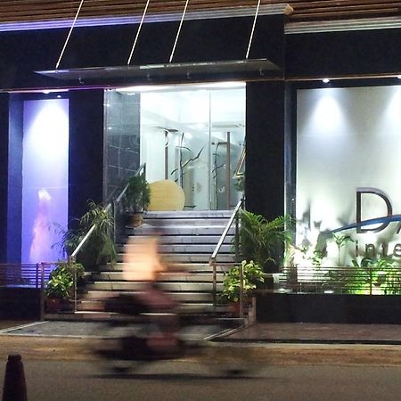 Hotel Dayal International, جمشيدبور المظهر الخارجي الصورة